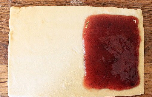 Gelosie di pasta sfoglia e marmellata