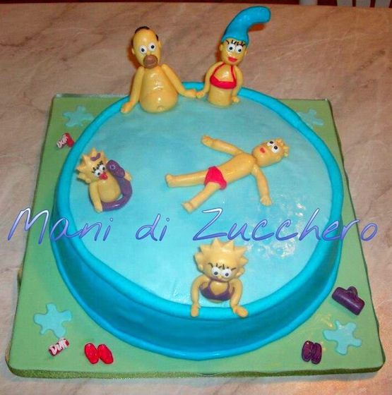 torta-simpson-piscina