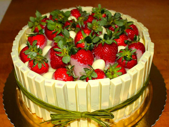 torte-di-molly torte alle fragole kit kat