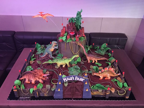 jurassic park cake