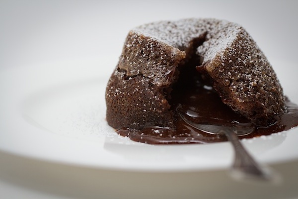 Tortini cuore caldo di cioccolato. Photo © Federico Casella per Cakemania®