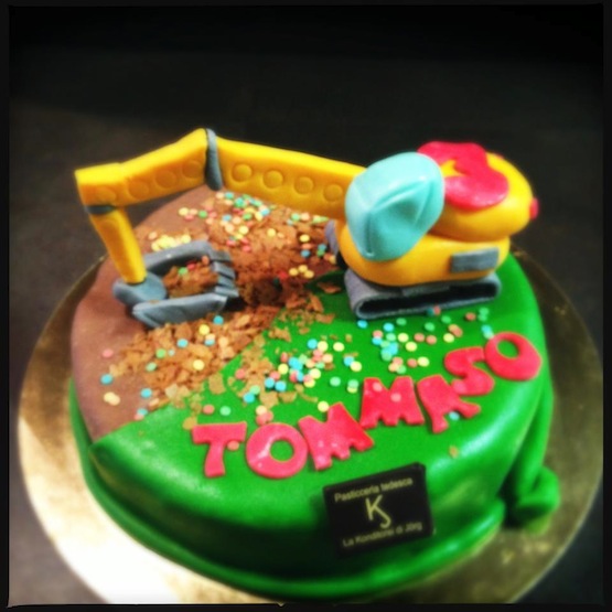 torta scavatore escavator cake