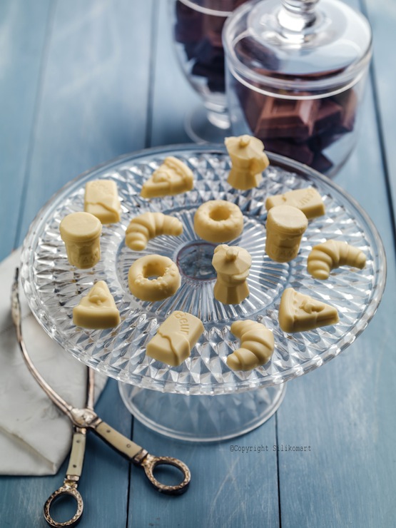 Cioccolatini realizzati con gli stampi GoodMorning Silikomart