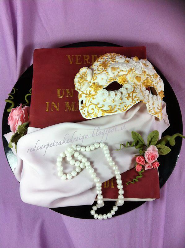 torte di carnevale decorate con maschere