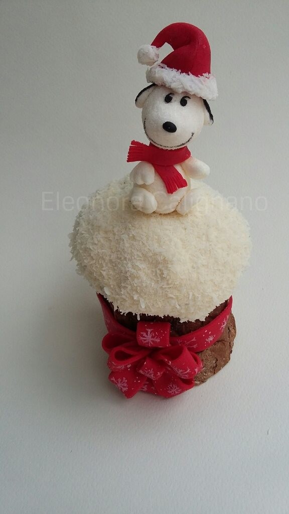 snoopy christmas cake