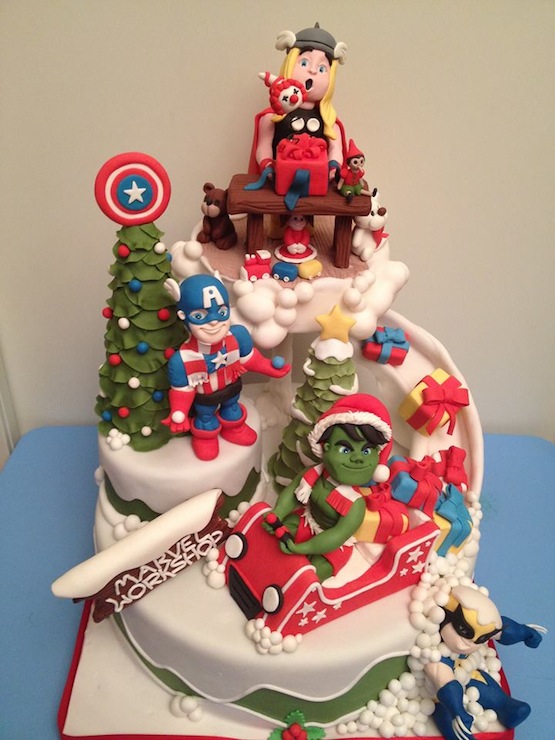 torta natale supereroi Squisitamente Zucchero