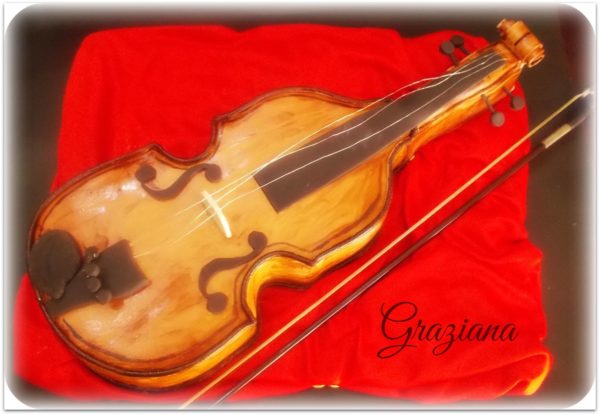 Torte a forma di strumenti musicali