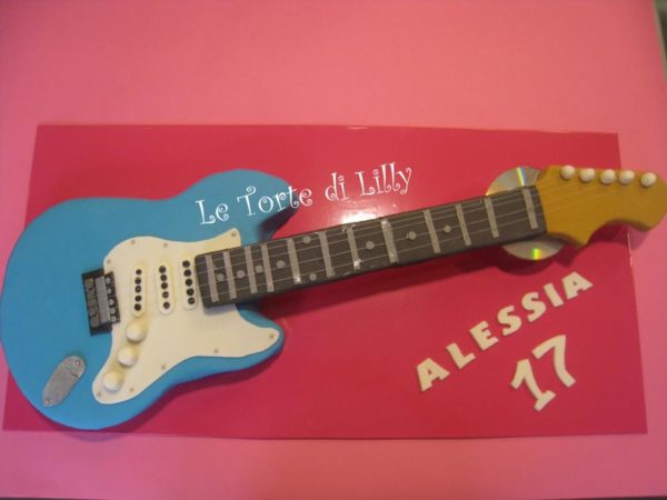 torta chitarra elettrica