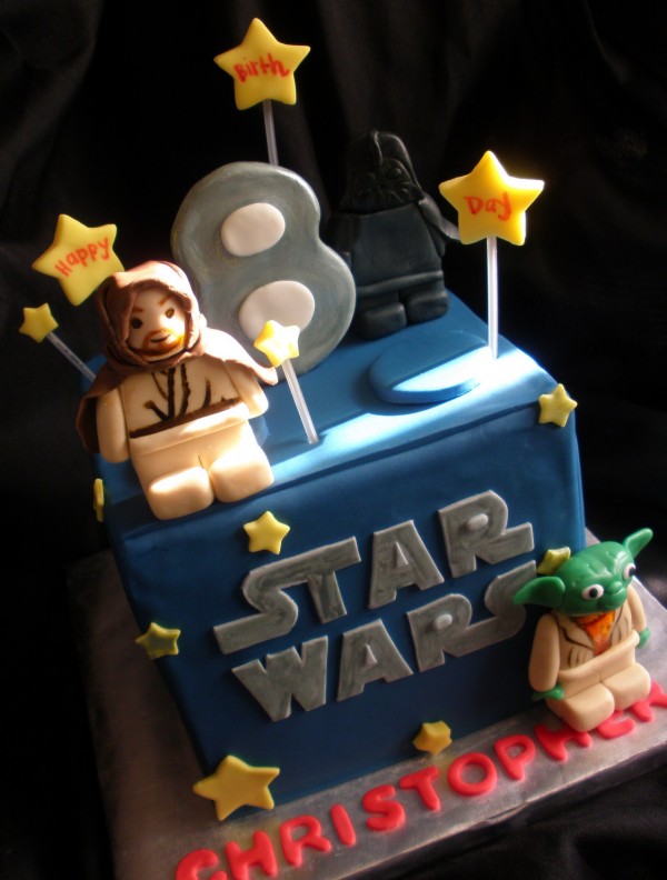 torte star wars lego cake