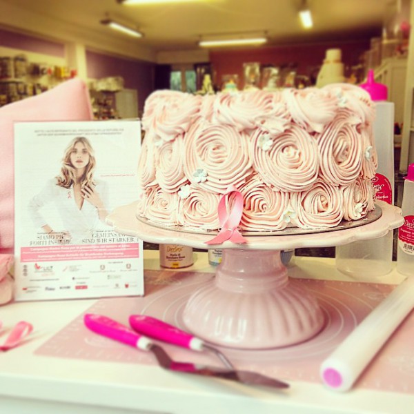 torta rose nastro rosa