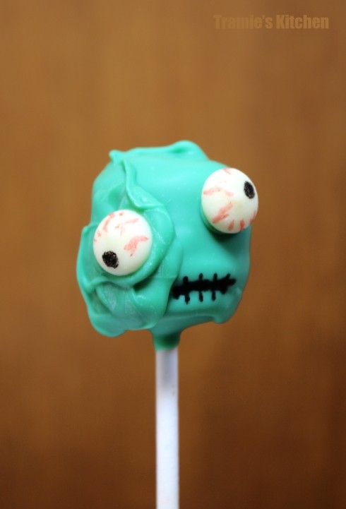 cake pop halloween zombie