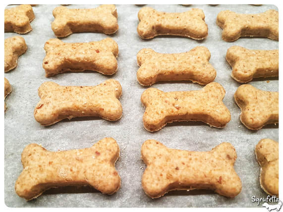 Biscotti per cane fatti in casa