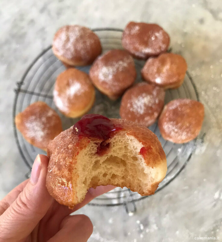 Sufganyot fritte della tradizione ebraica
